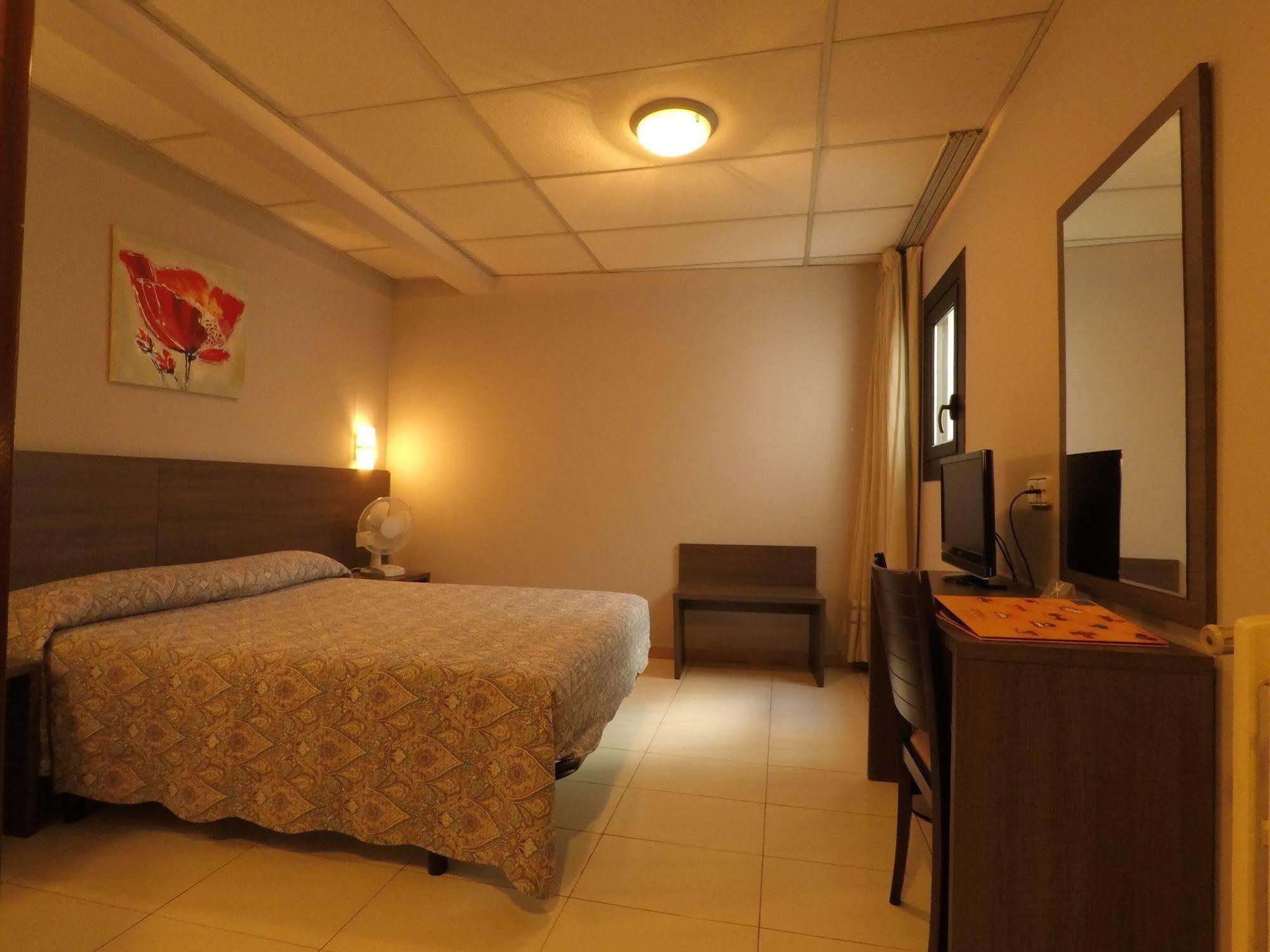 Somriu Hotel City M28 Andorra la Vella Kültér fotó