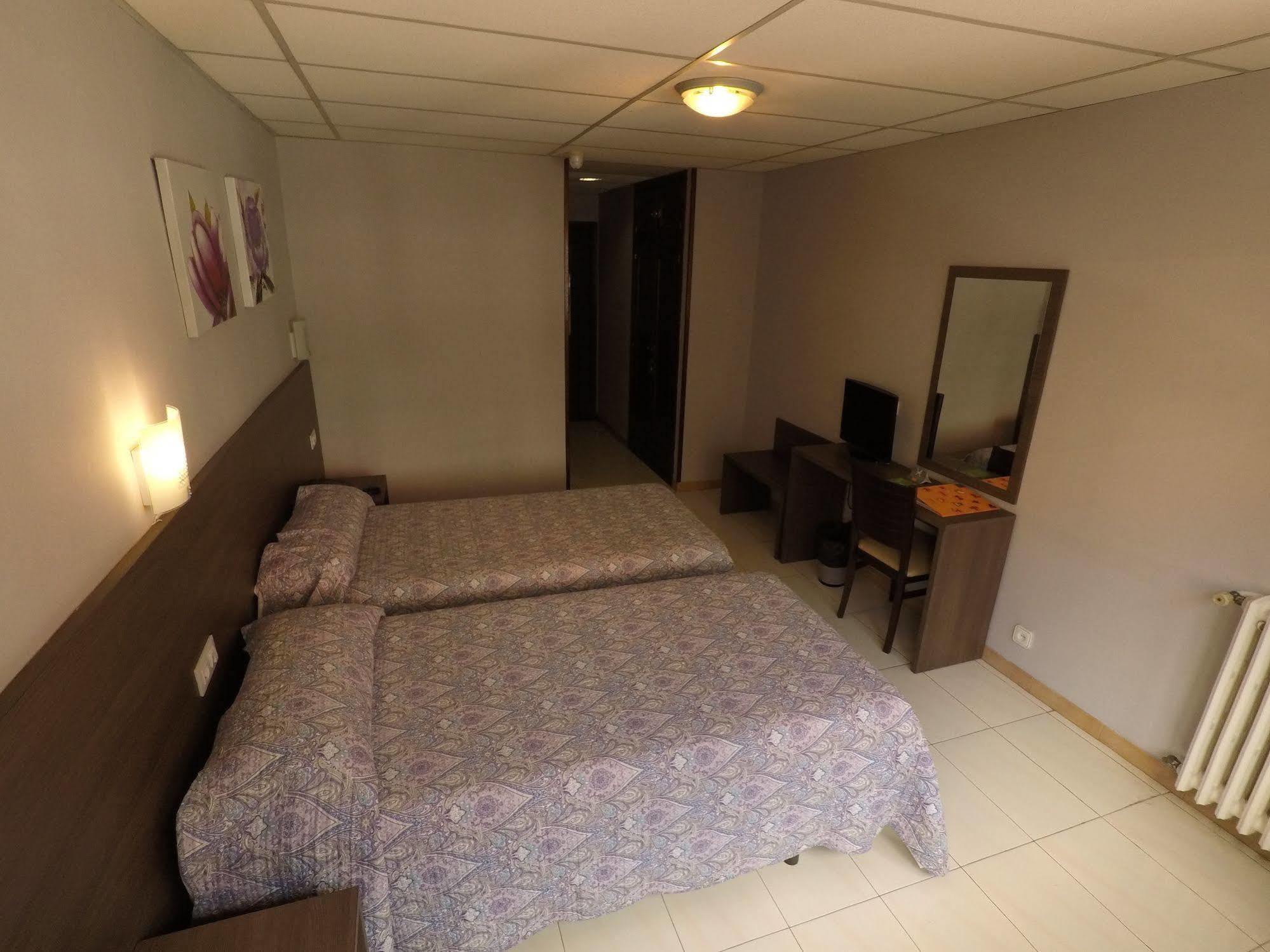 Somriu Hotel City M28 Andorra la Vella Kültér fotó