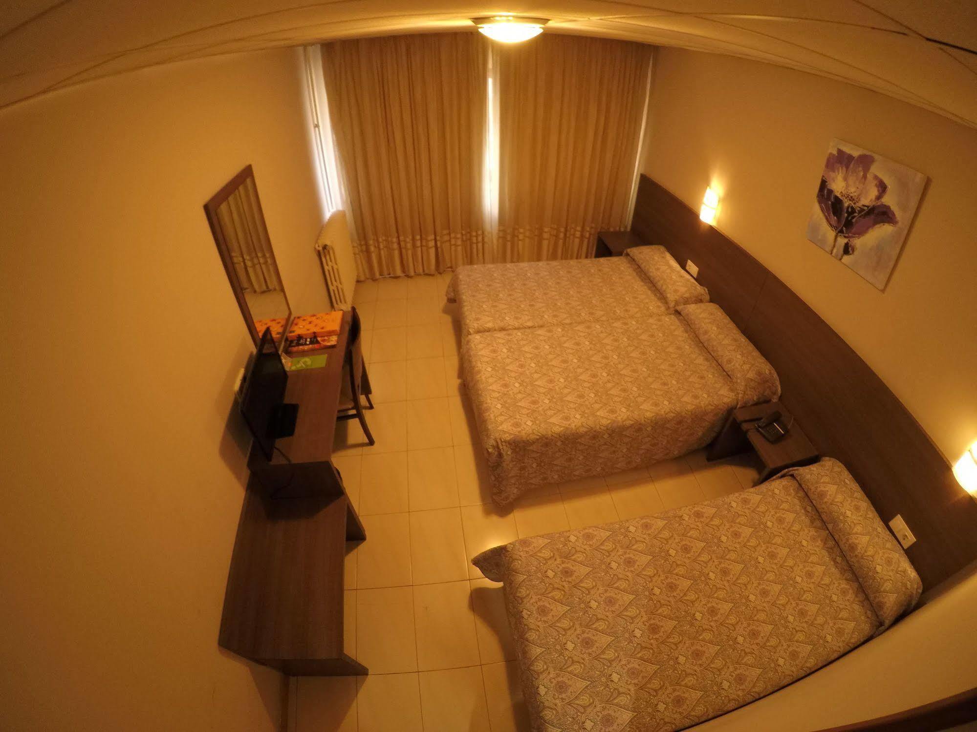Somriu Hotel City M28 Andorra la Vella Kültér fotó
